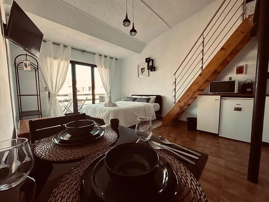 One Loft & Style Blue Canal إمبوريابرافا